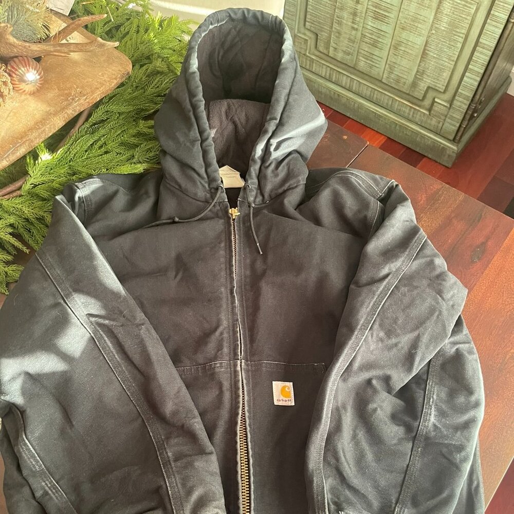 Vintage Carhartt J140 Black Hooded Zip-Up Work Jacket Size L